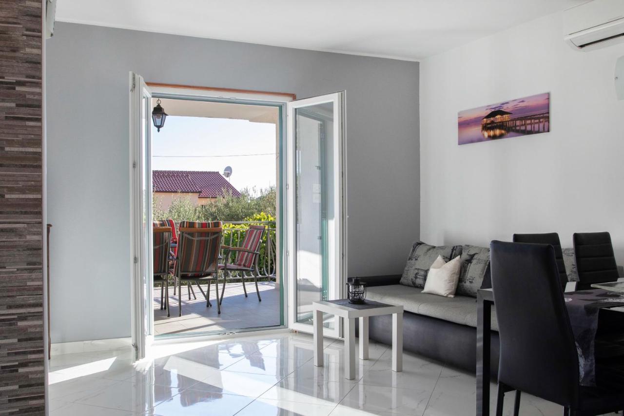 Apartment Marin Jadrija Luaran gambar